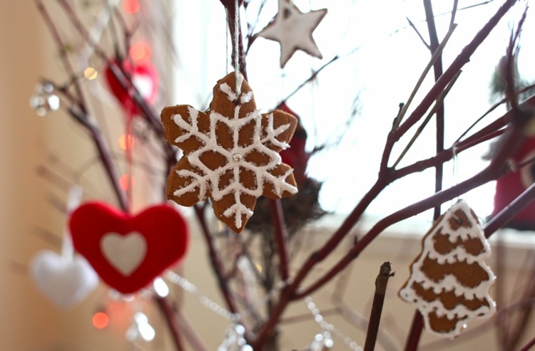 vianočné pečivo a perník vianočná kytica hviezda prívesok nápad