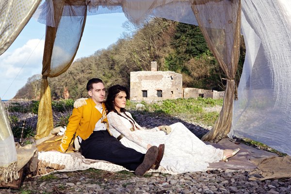 Letná svadba zabezpečiť umiestnenie fotografií Svadobné aranžmán fotografie nápady na umiestnenie