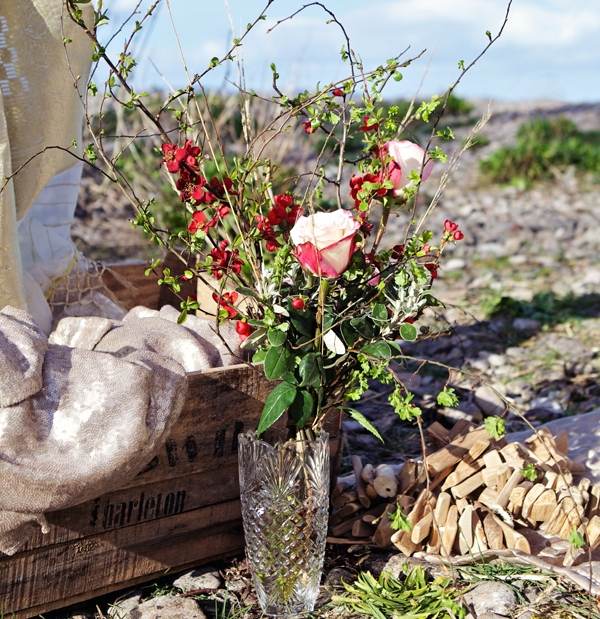 Kytica váza drevené krabice svadobné obrázky nápady Váza drevená krabica svadobné obrázky nápady pláž