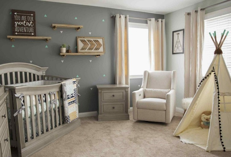 Na rustikálnu dekoráciu a stany typu teepee použite nástenné police