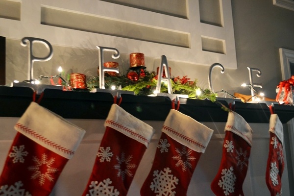 Krb ozdobte vianočné čižmy vílami-slávnostné osvetlenie Krb Ozdobte Santu Čižmy Svetlá Sviečky Slávnostné osvetlenie