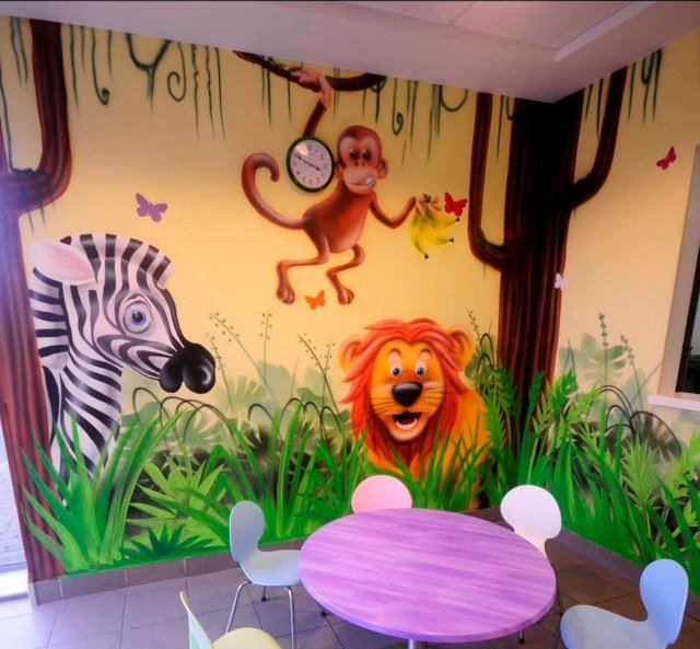 populárny-karikatúra-herec-lev-opica