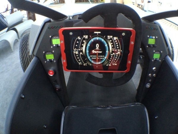 Vnútorný pohľad na riadiace systémy Stupeň rýchlosti riadenia Skyrunner All Terrain Buggy