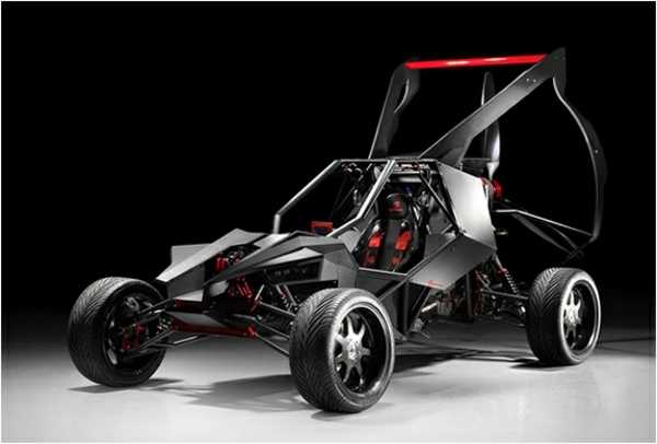 čierna terénna bugina Skyrunner Pohľad spredu terénna bugina Skyliner