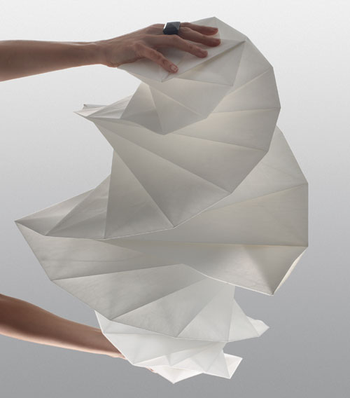 zložte do inovatívnej žiarovky IN EI skladacia-inovatívna-IN-EI-lampa