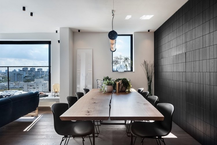 priemyselný elegantný štýl interiérový dizajn jedáleň drevený stôl priemyselná lampa