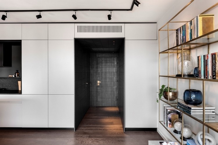 moderný byt vchod v industriálnom štýle