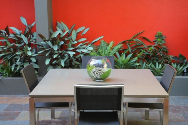 Rastlinné nápady navrhujú dlažobné kocky, aby si vybrali podlahu