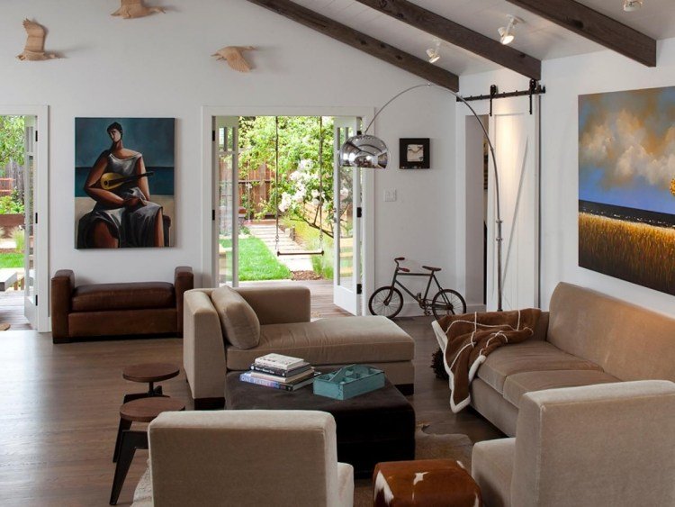 Interiérové ​​dvere-drevo-moderná-obývačka-posuvné dvere