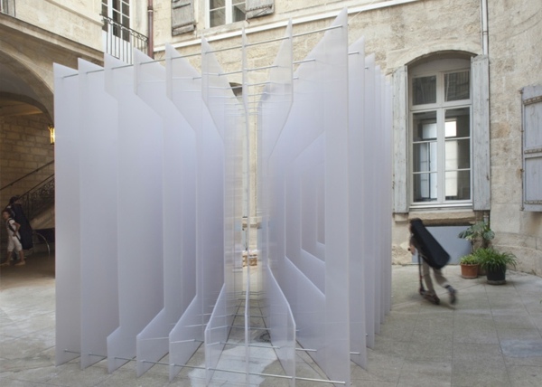 Výstava polykarbonátovej stavebnej architektúry Inštalácia polykarbonátu