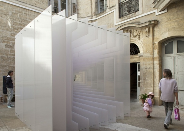 výstava moderného dizajnu Francúzsko Umelecká výstava Design Paul Scales