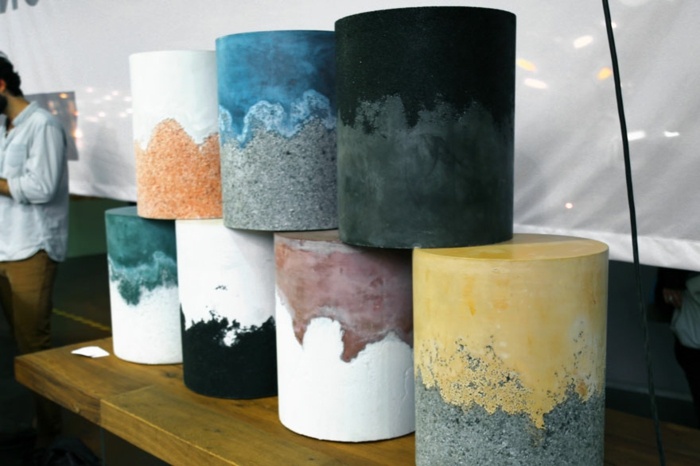 Barové stoličky k dispozícii osem farieb modrá oranžová k dispozícii osem farieb modrá oranžová žltá