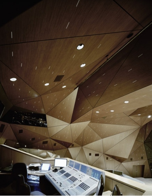 ohňovzdorná drevotriesková skupina Lindner futuristická ohňovzdorná drevotrieska od Lindner Group Futuristic