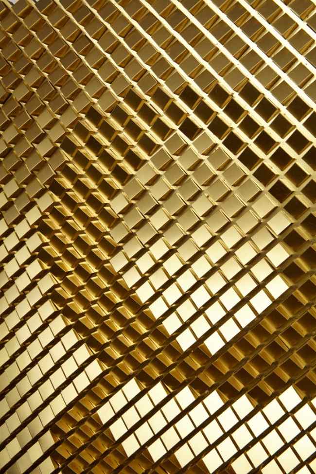 Povrchová štruktúra štruktúry leptaná mosadz-medená nehrdzavejúca oceľ