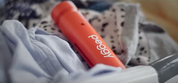 Inovatívny špendlík na bielizeň je oranžový, aby bol lepšie viditeľný inovatívne-štipce na bielizeň-peggy-informácie-získajte-bielizeň