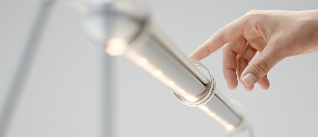 pohyblivý kovový krúžok inovatívne dizajnové žiarovky od dreipuls