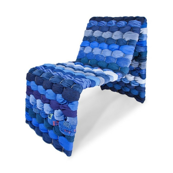modrá stolička dizajn polohovacie kreslo moderné štýlové Polohovacie kreslo s dizajnom stoličky moderné štýlové útržky látky