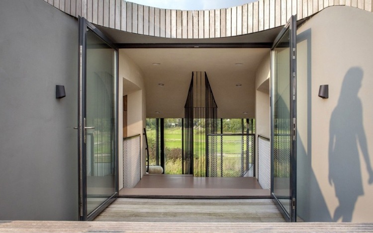 inteligentný život-moderný-energeticky efektívny-patio-dvere-sklenený dizajn