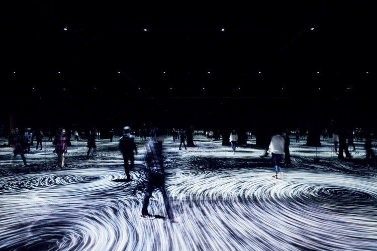 národná galéria svetelnej inštalácie victoria teamlab vortex