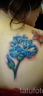 Írisz -tetoválás fényképes példája egy írisz -tetoválás jelentését bemutató cikkhez 19