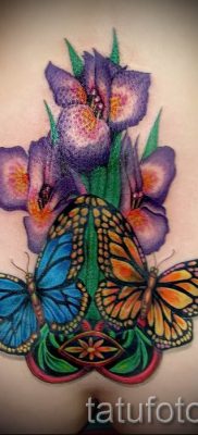 Írisz -tetoválás fényképes példája egy íriszes tetoválás jelentését bemutató cikkhez 16