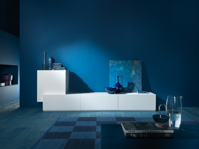 Police-dosky-skladovací-stôl-od-Fabio-Bortolani