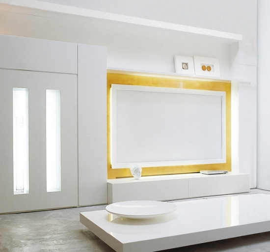 biely nízky dizajn obývačky