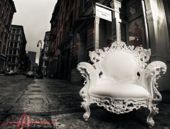 Kreslo biele, minimalistický dizajn Cyrus