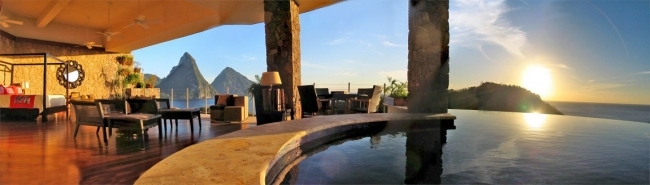 Panoramatický západ slnka na Jade Mountain