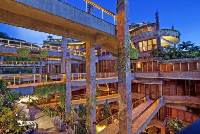 Architekt Jade Mountain Nick Troubetzkoy Terraces