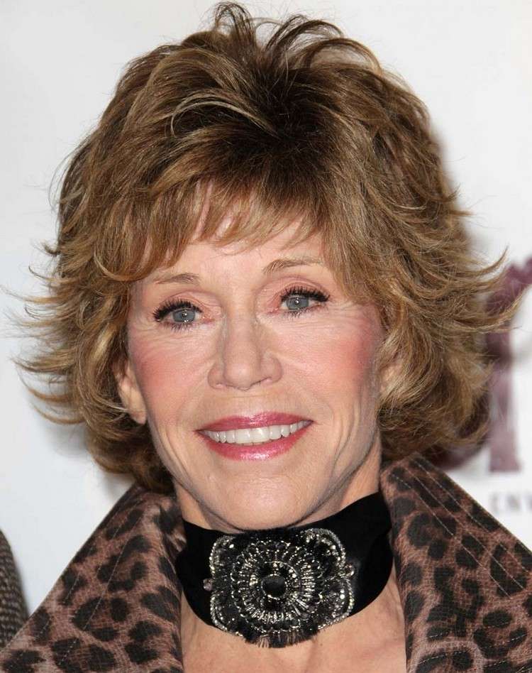 Účesy Jane Fonda, 2010 Strih Pixie so štýlom ofiny