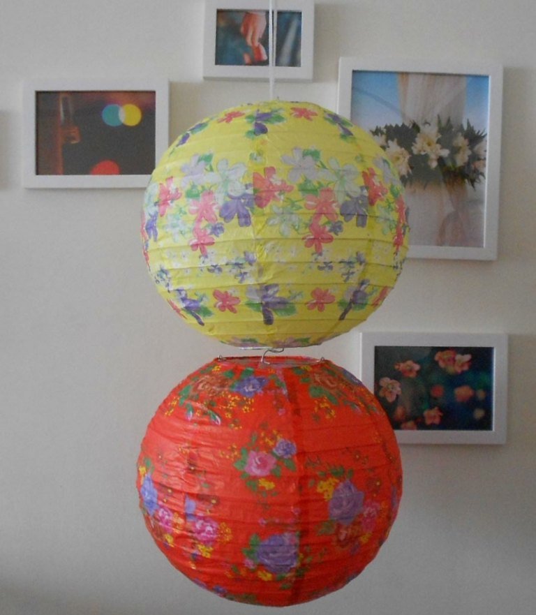 japonská dekorácia farebné lampióny červená žltá guľa tvar ryžového papiera