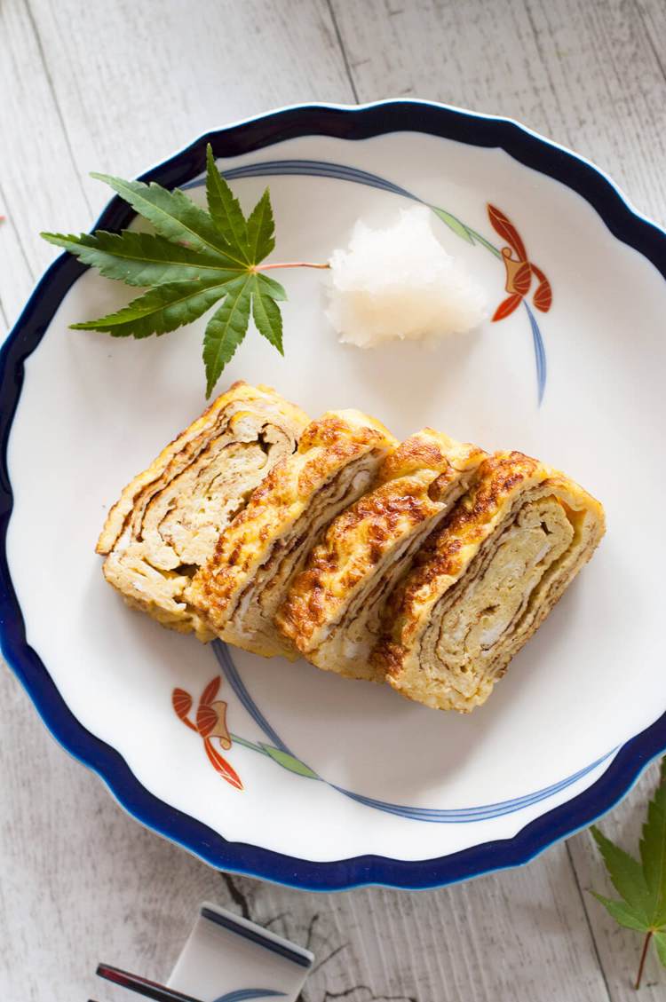 Recept na japonskú omeletu Dashimaki Tamago, dashi, sladké saké