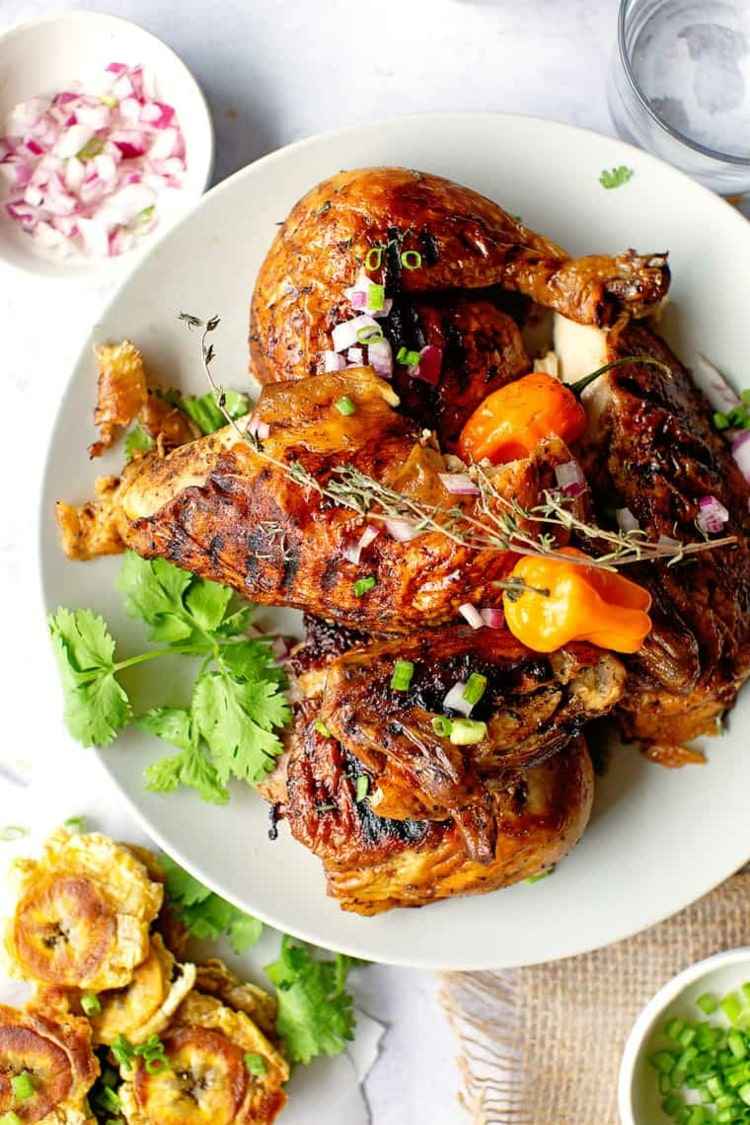 Kuracie mäso poriadne ugrilujte a upečte s DIY marinádami