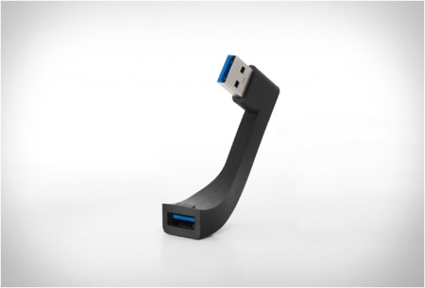 Praktický tvar zariadenia uľahčuje prácu bluelounge-jimi-rozšírenie-designer-usb-light