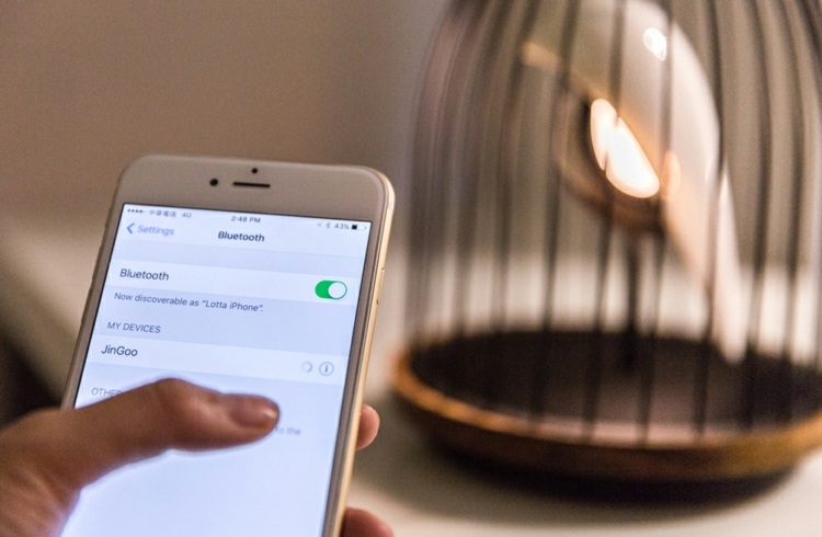 Pripojte sa k smartfónu cez Bluetooth bluetooth-reproduktor-mobil-pripojenie-bezdrôtová-hudba-nočná lampa