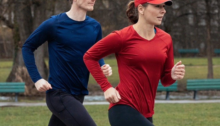 aké oblečenie nosiť pri behaní v daždi