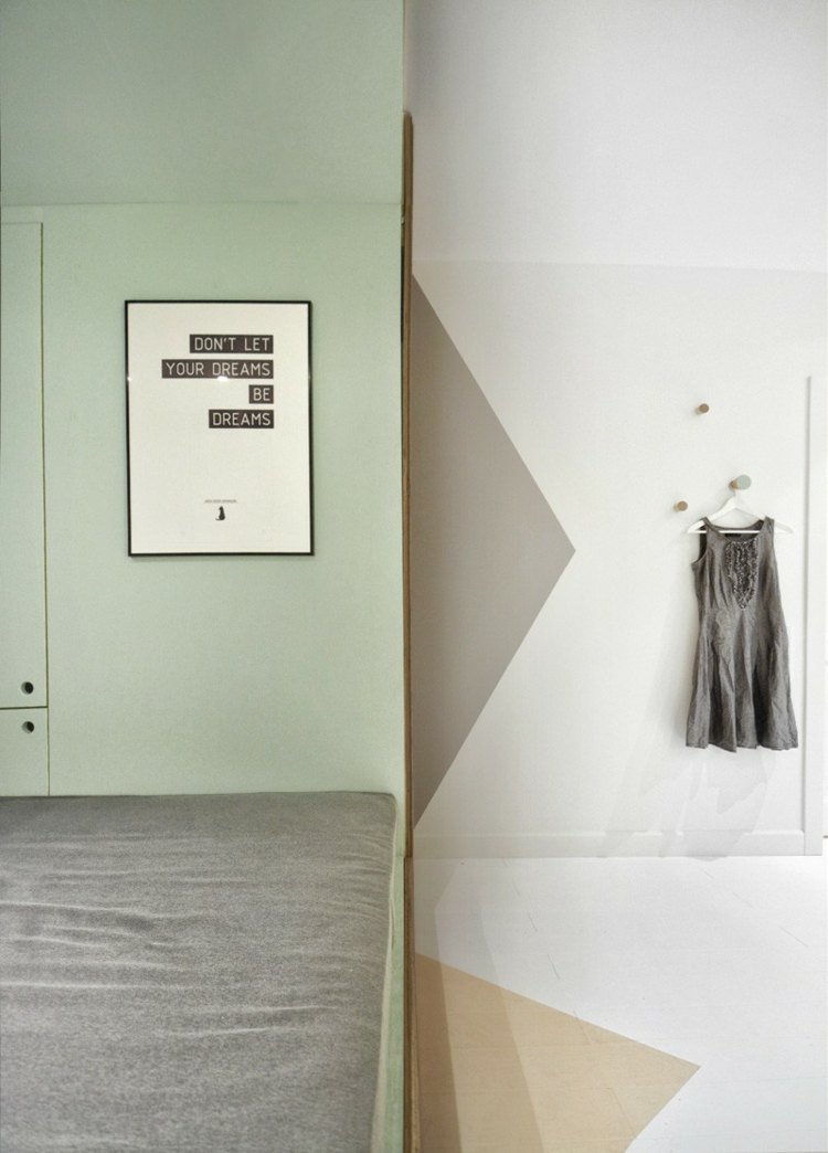 šípkový vzor - zariadenie pre mládež do zelenej postele