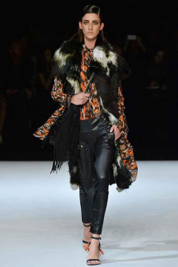 Nohavice-vyrobené-koža-jeseň-2014-Pez golier