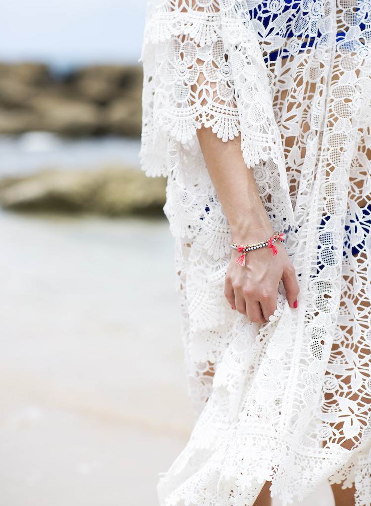 Kaftanská móda - zastieranie pláže a nielen to Kaftanská móda-outfity-čipka-biela-plážová móda-zakrytie