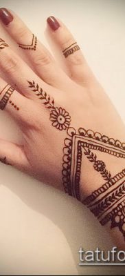 Photo How to apply mehendi on the body (tattoo) (value) - example drawing - 025