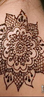 Photo How to apply mehendi on the body (tattoo) (value) - example drawing - 034