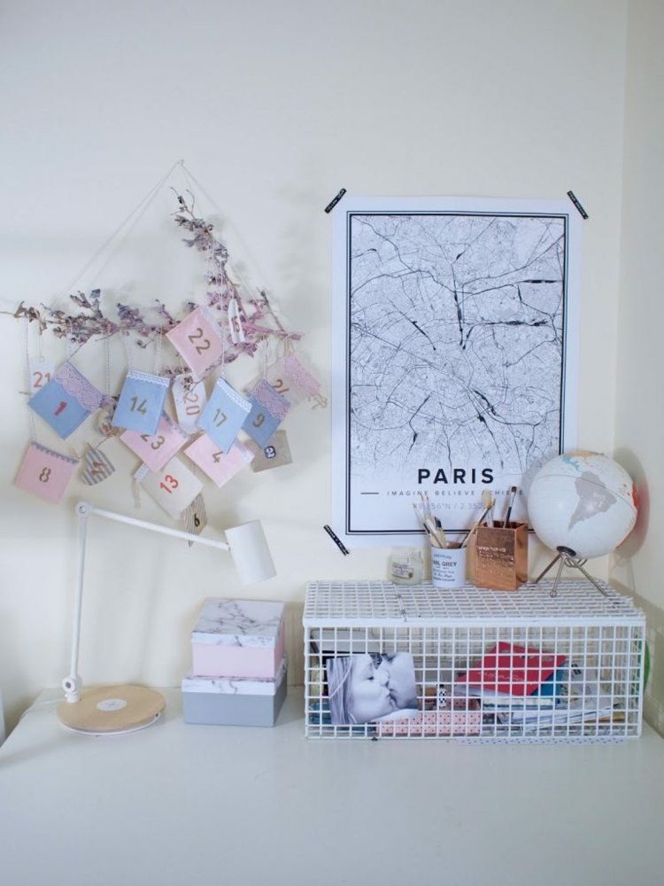 cestovné kupóny páry kalendár vetvička papiera