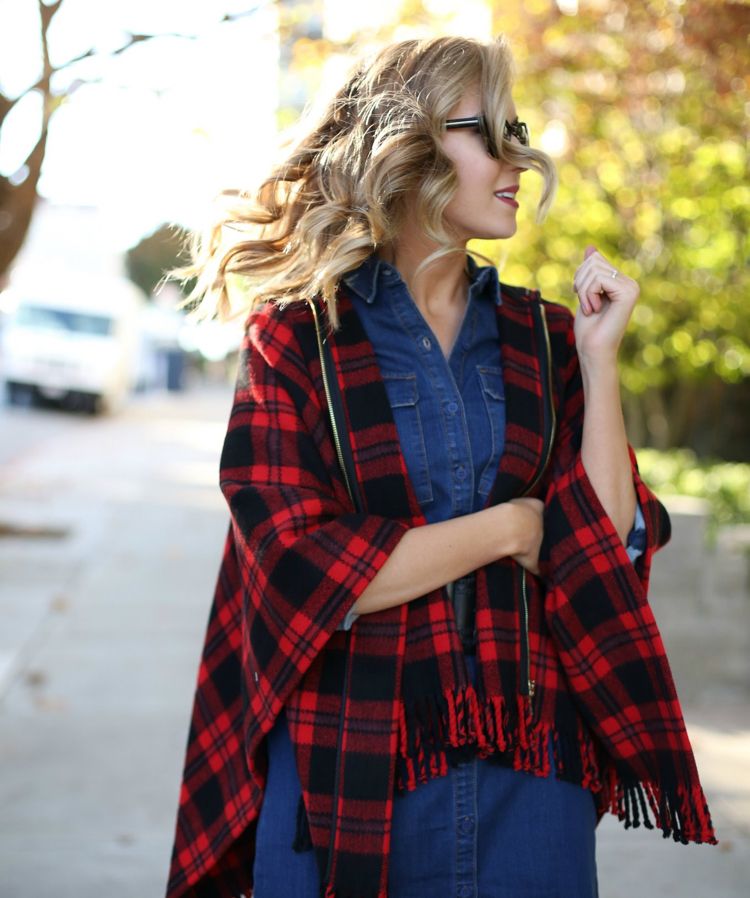 Károvaná móda - čierne a červené pončo ako vrh na jeseň Károvaná móda-jeseň-pončo-šatka-červeno-čierna