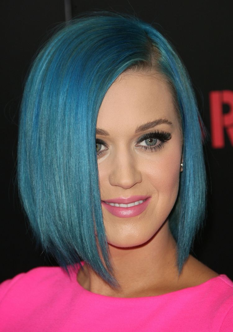 Účes Katy Perry Svetlo Modrý Vlas Bob Účes Krátky