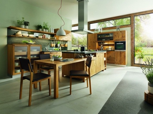 moderná kuchyňa, atraktívna farba dreva, plne vybavená atraktívna farba dreva plne vybavené vstavané spotrebiče Team7