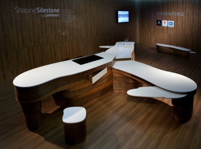 Kuchynské skrinky pod úložným priestorom stoly krájacie dosky Odkladacie stoly Sekacie dosky Nápady Príslušenstvo Grupo Cosentino