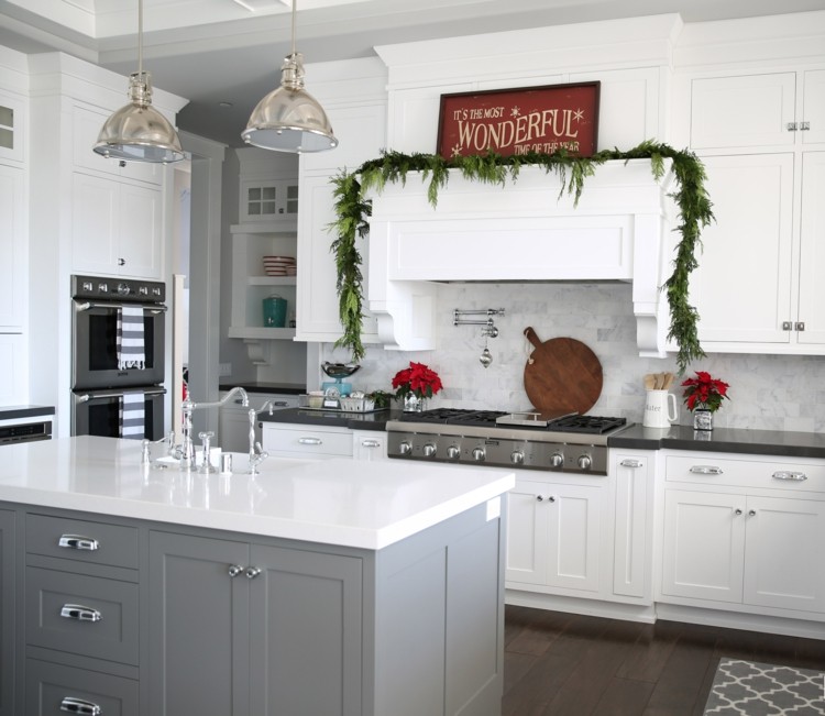 Kuchyňa zdobiť vianočný veniec odsávač pár jednoduchý moderný škandinávsky