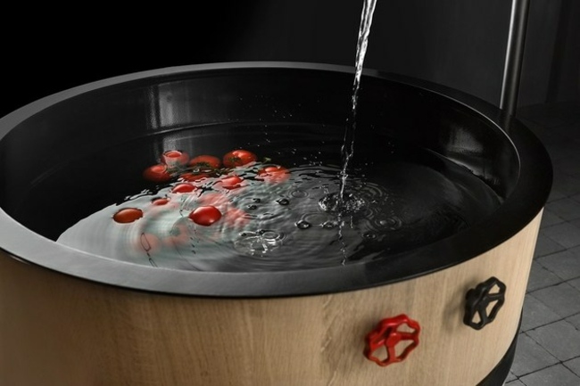 Kuchynský drez v dizajne priemyselného obytného štýlu z nehrdzavejúcej ocele Moderný taliansky kuchynský nábytok z dubového dreva z nehrdzavejúcej ocele