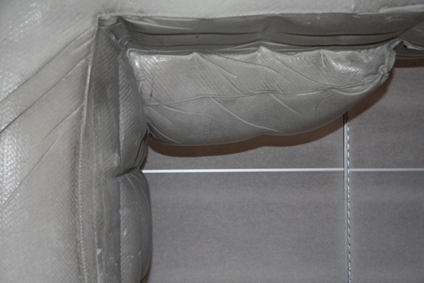 kuchynský ostrovný dizajn thomas linssen liaty betón textil